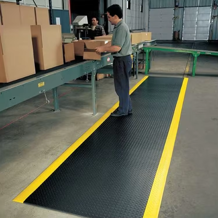 ESD Waterproof Cushioned Anti Fatigue Anti Slip Industrial Rubber Floor Mats